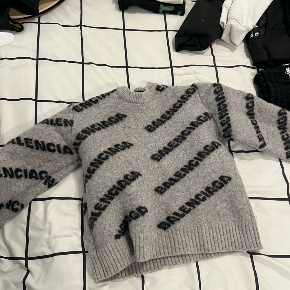 KIDS BALENCIAGA SWEATER